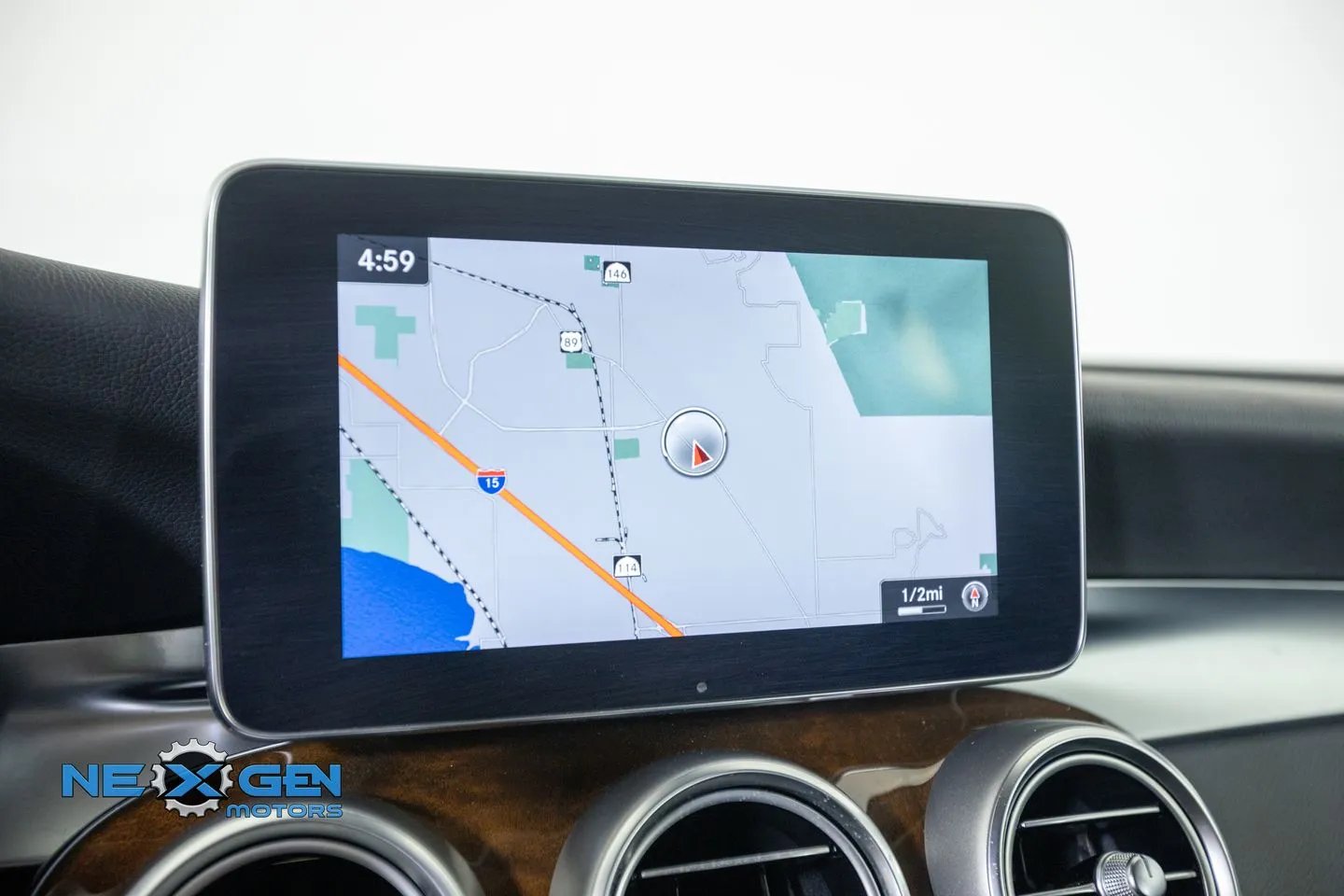 Mercedes-Benz GLC photo 18