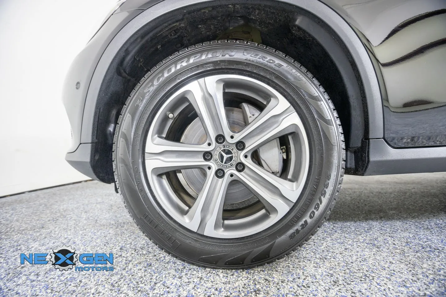 Mercedes-Benz GLC photo 48