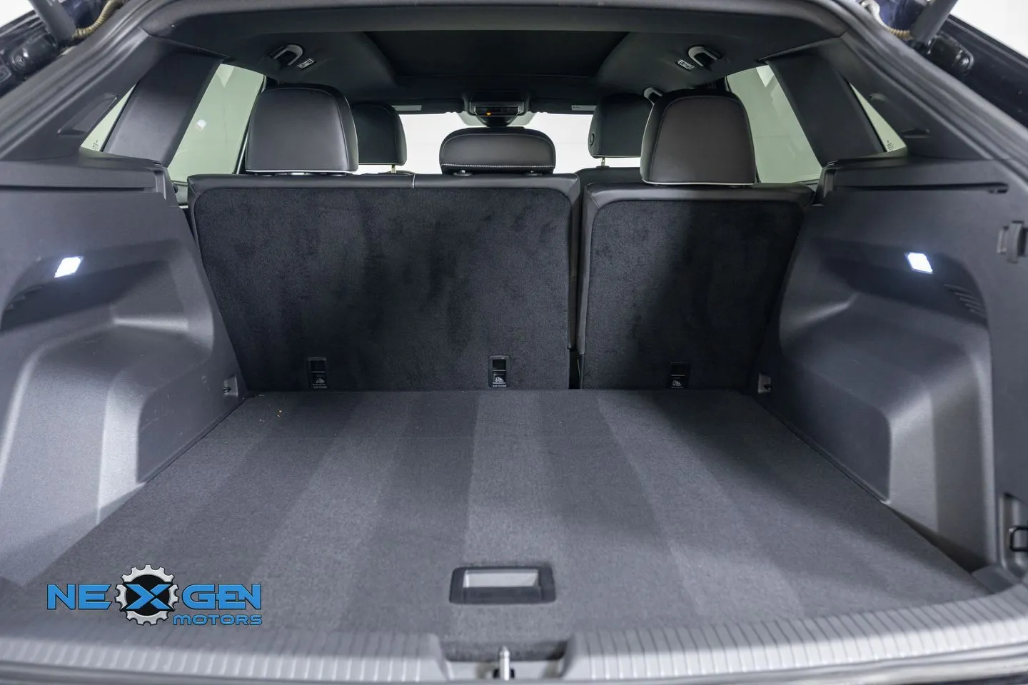 Volkswagen Atlas Cross Sport photo 35