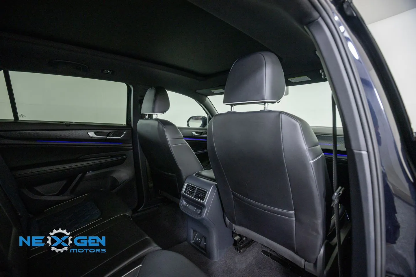 Volkswagen Atlas Cross Sport photo 37