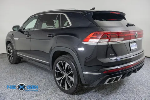 More photos of 2024 Volkswagen Atlas Cross Sport 2.0T SEL Premium R-Line at NeXgen Motors, UT