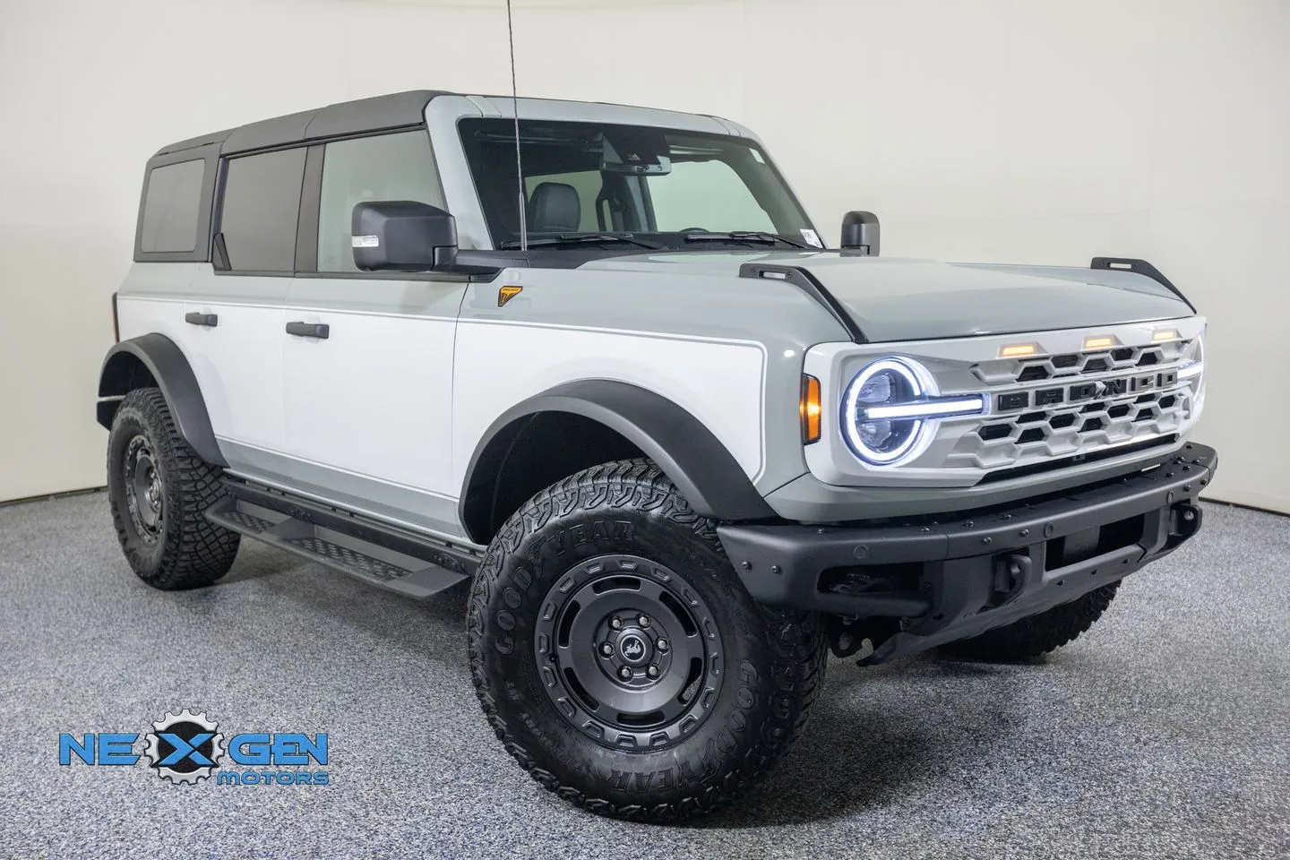 2024 Ford Bronco Badlands 4x4's photo