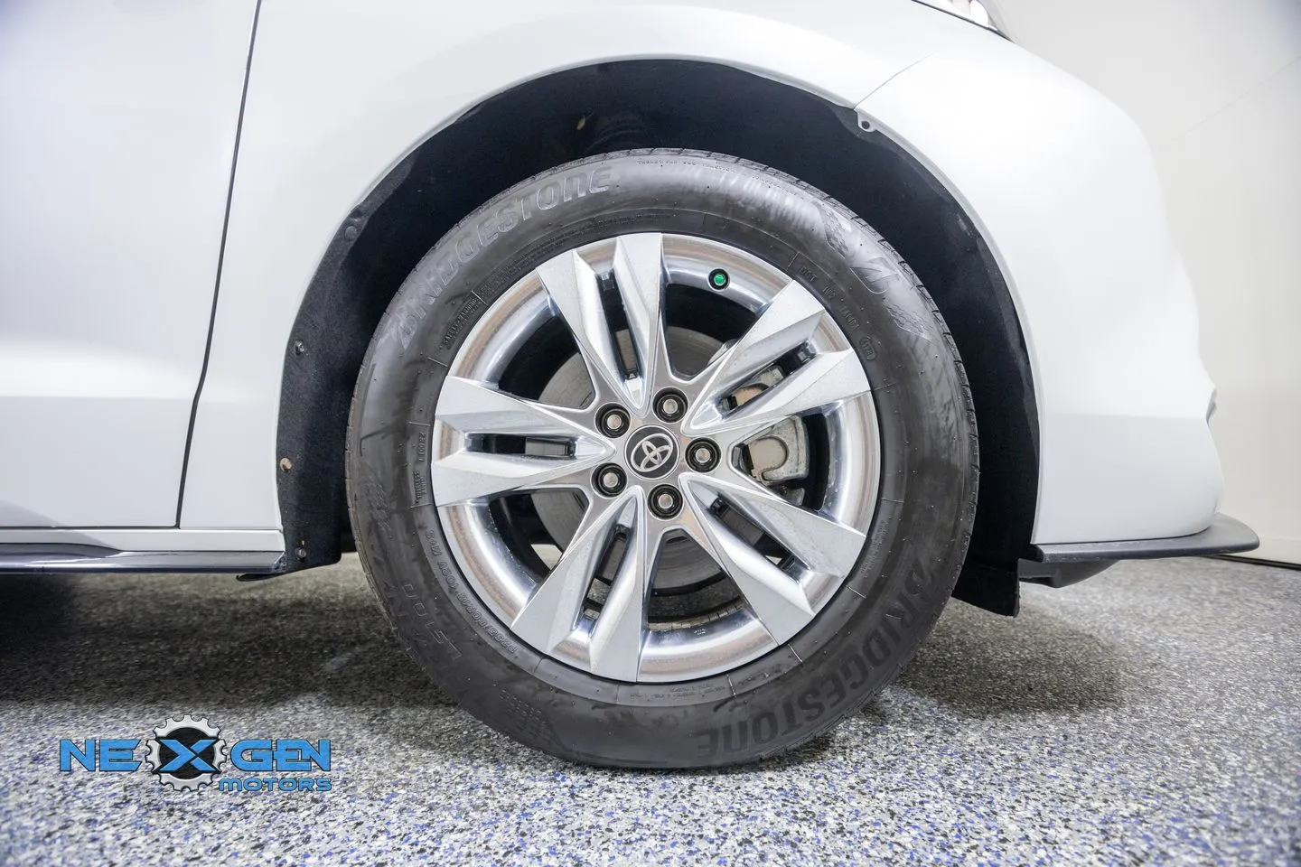 Toyota Sienna photo 44