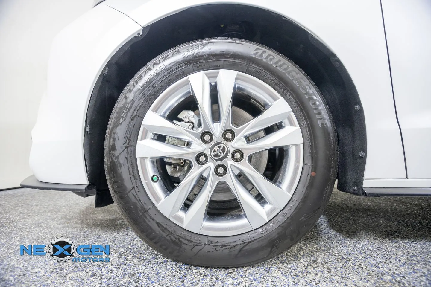 Toyota Sienna photo 47