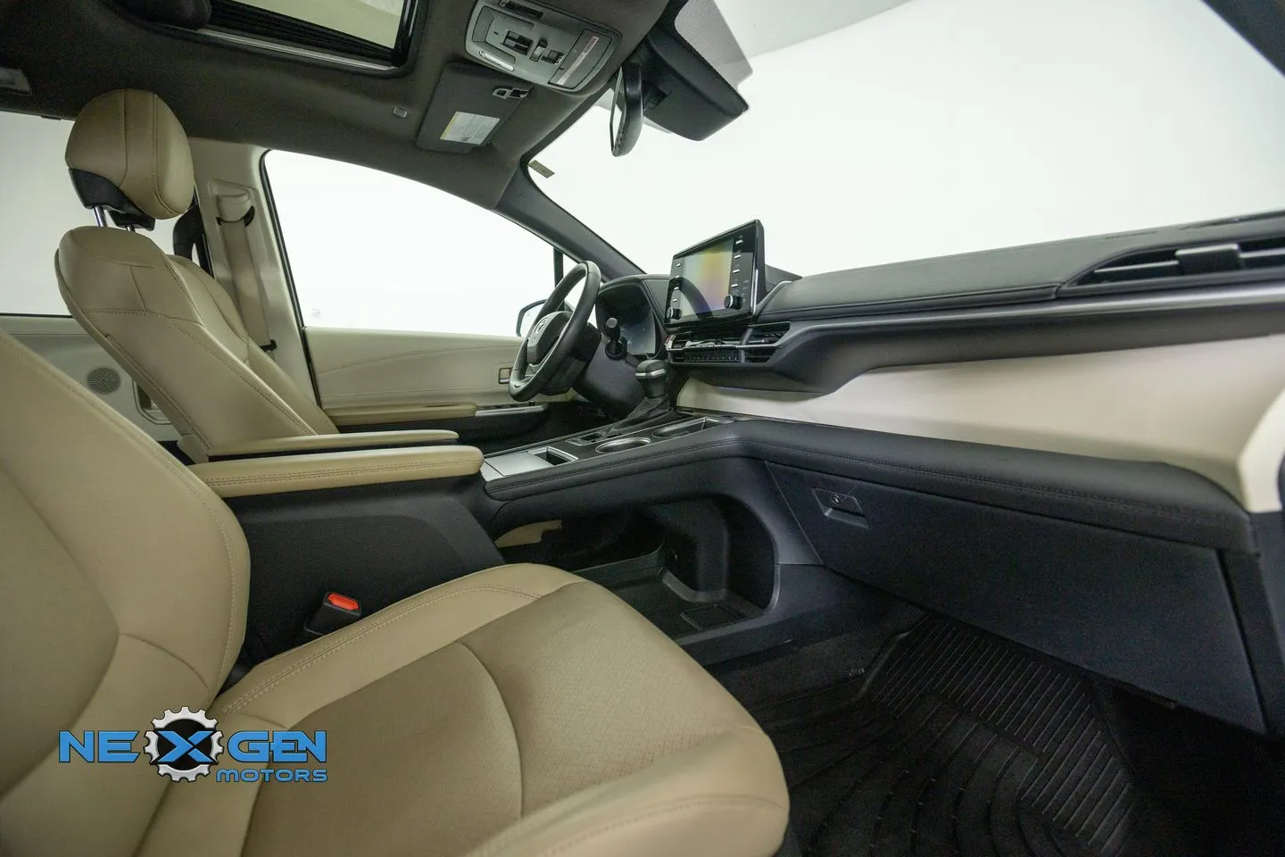 Toyota Sienna photo 40