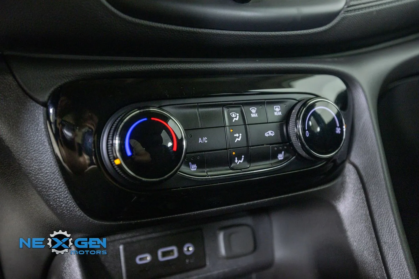 Buick Encore GX photo 21