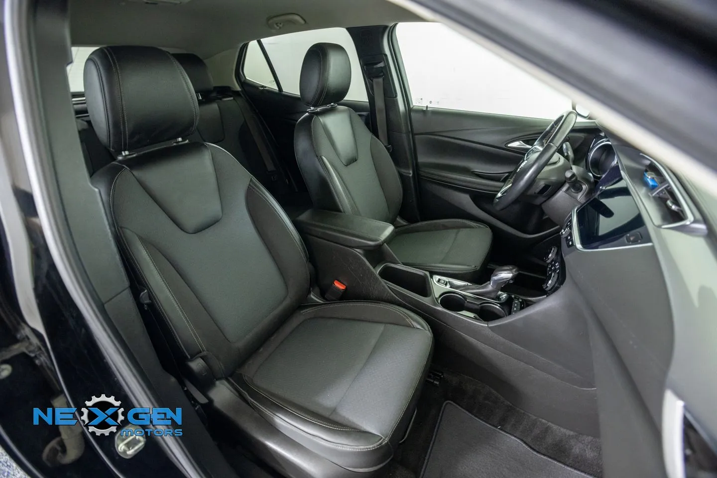 Buick Encore GX photo 43