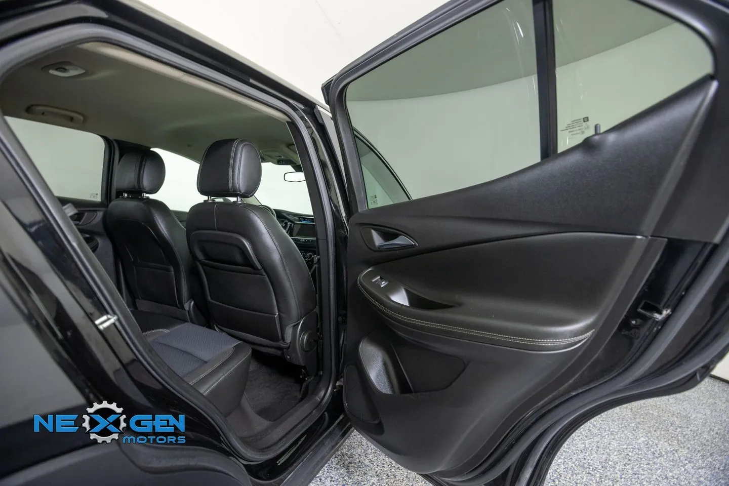 Buick Encore GX photo 34
