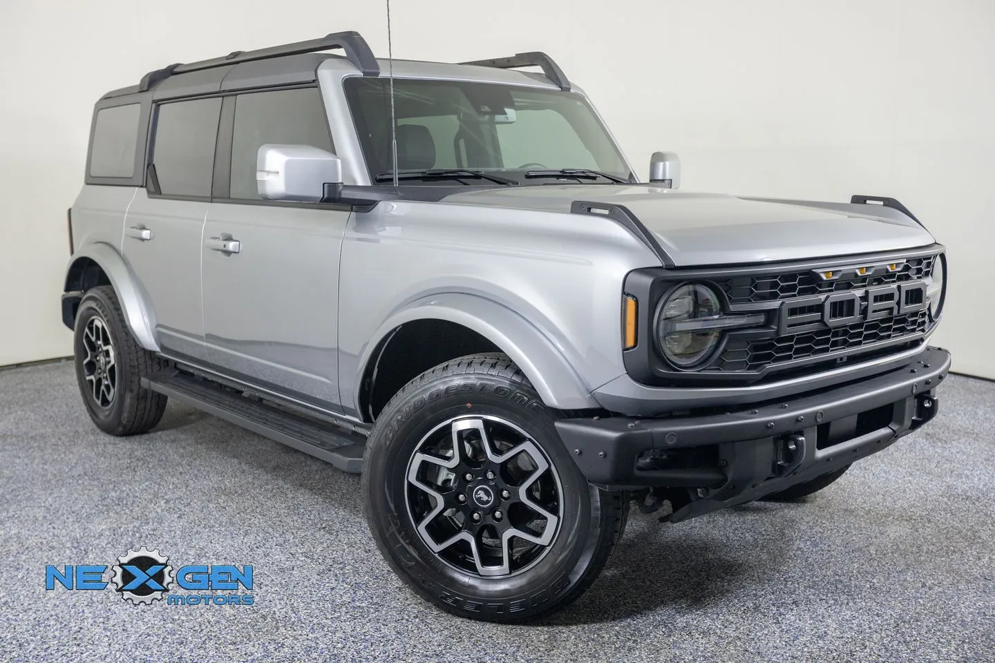 Silver 2024 Ford Bronco Outer Banks for sale in Lindon, UT