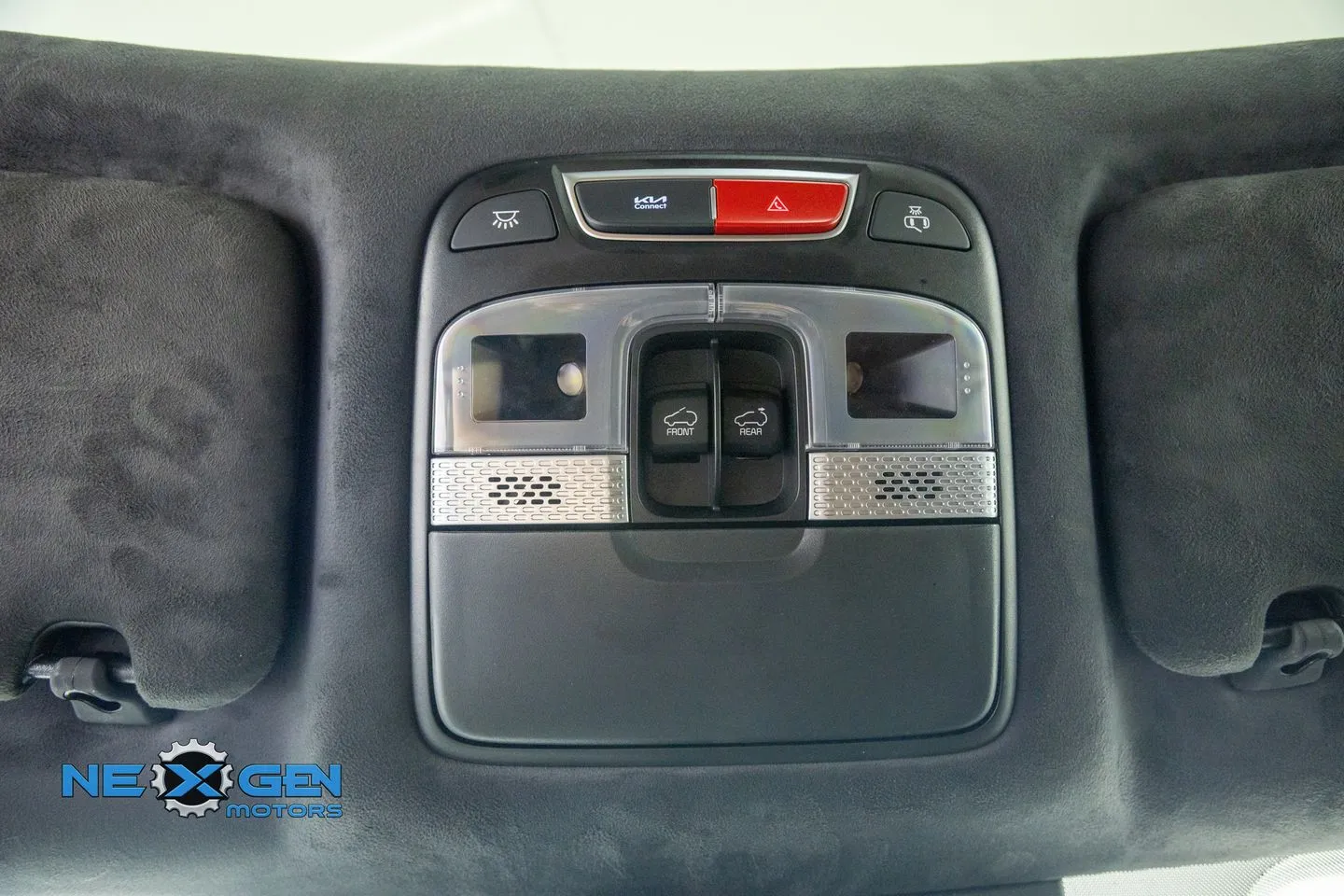 Kia Telluride photo 24