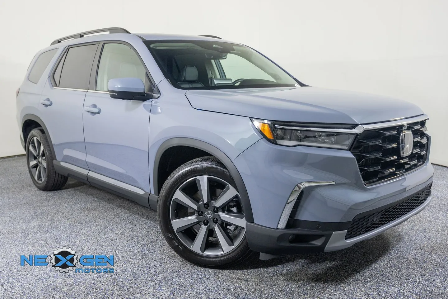 Gray 2025 Honda Pilot Elite for sale in Lindon, UT