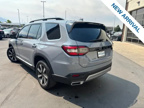 More photos of 2025 Honda Pilot Elite at NeXgen Motors, UT