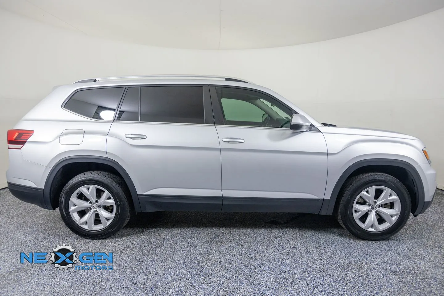 Volkswagen Atlas photo 9