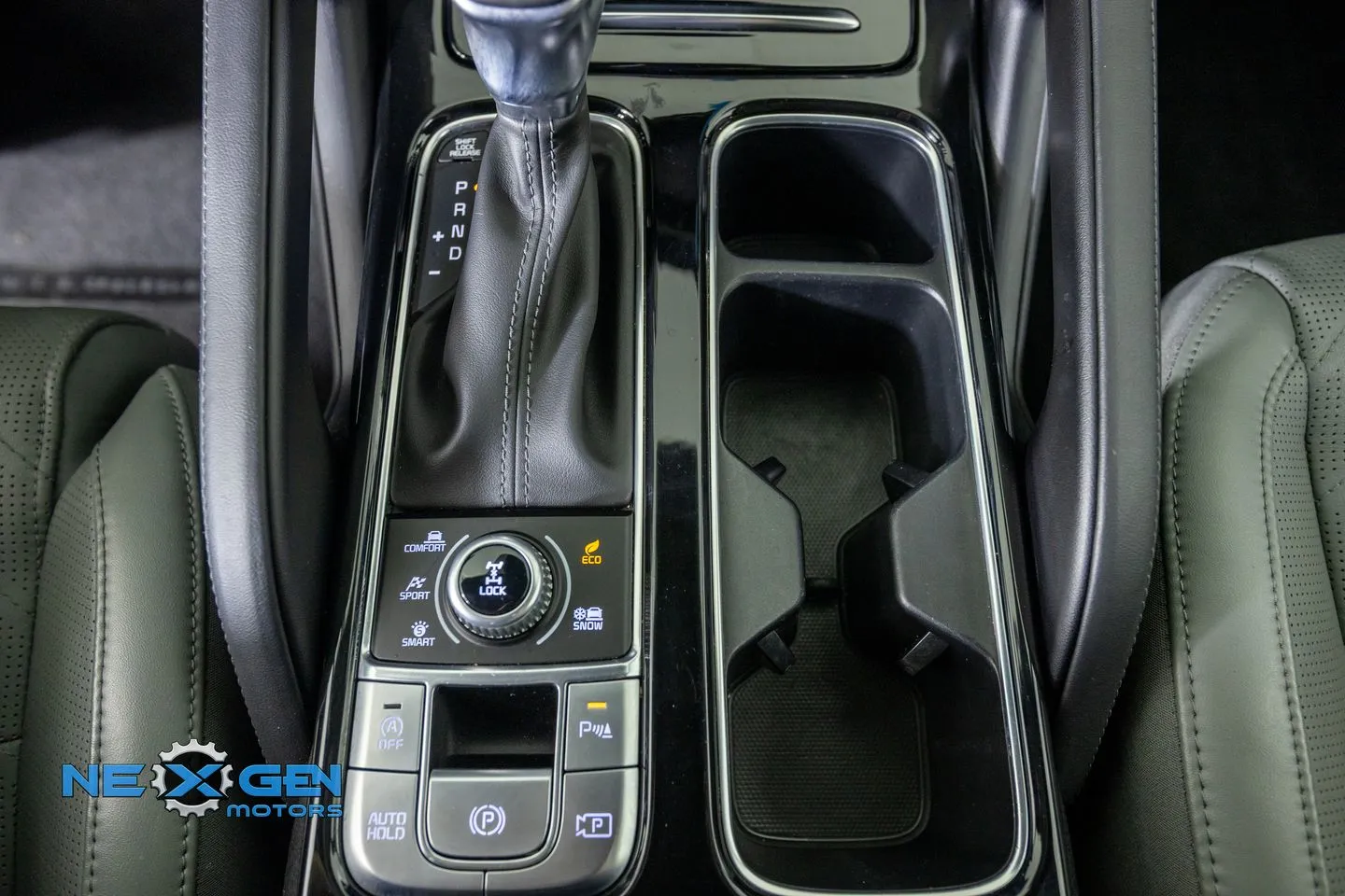 Kia Telluride photo 24