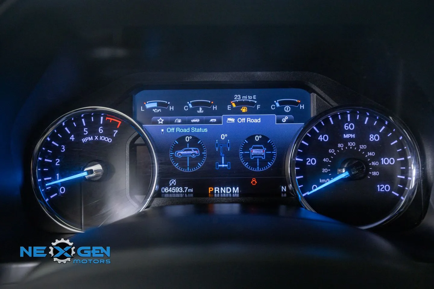 Ford Expedition photo 3
