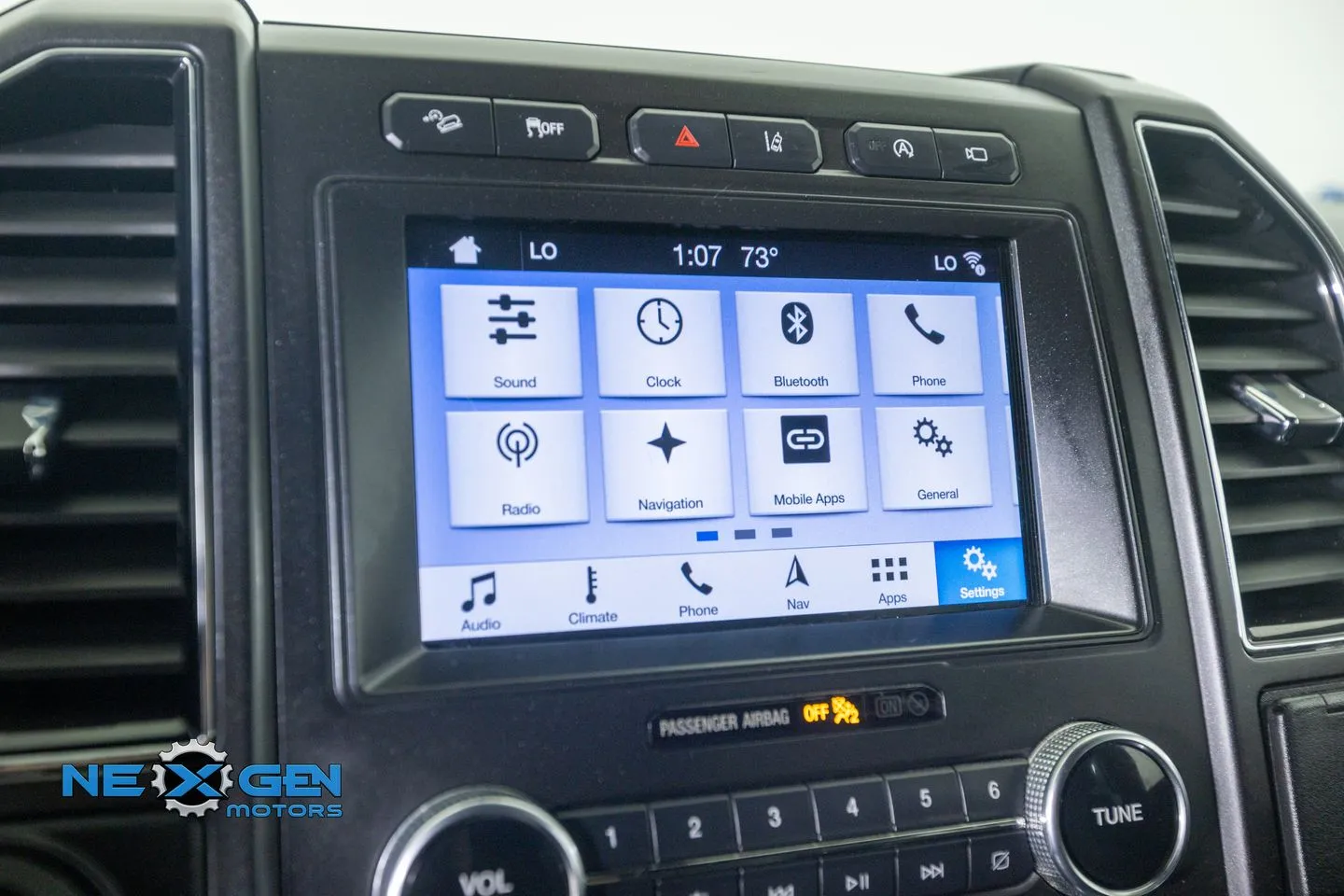Ford Expedition photo 23