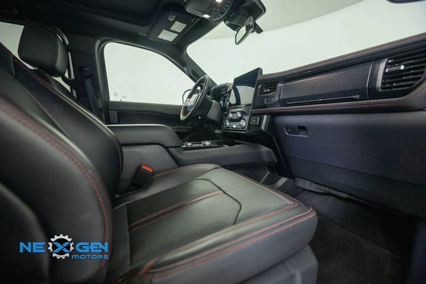 Ford Expedition photo 44