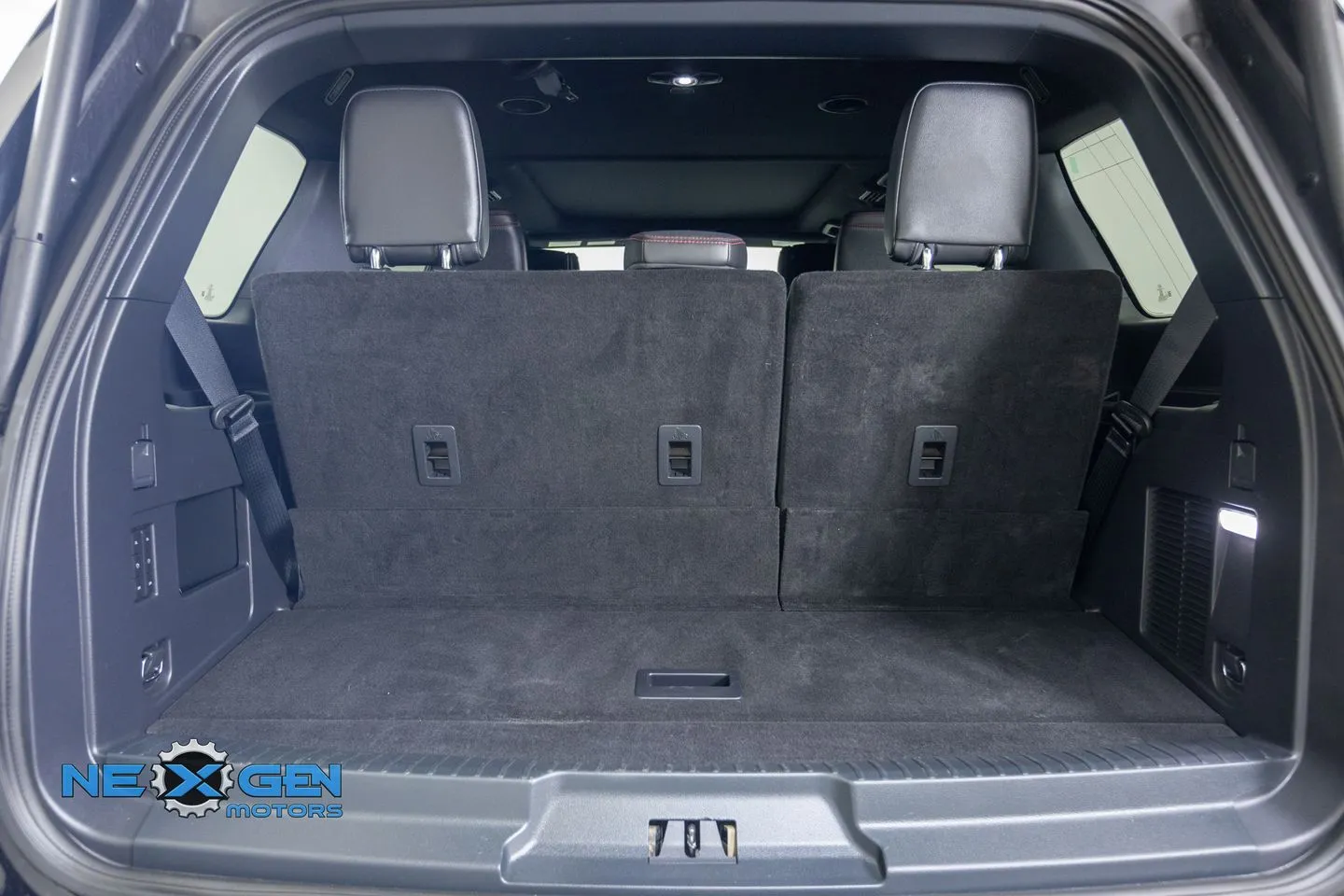 Ford Expedition photo 37