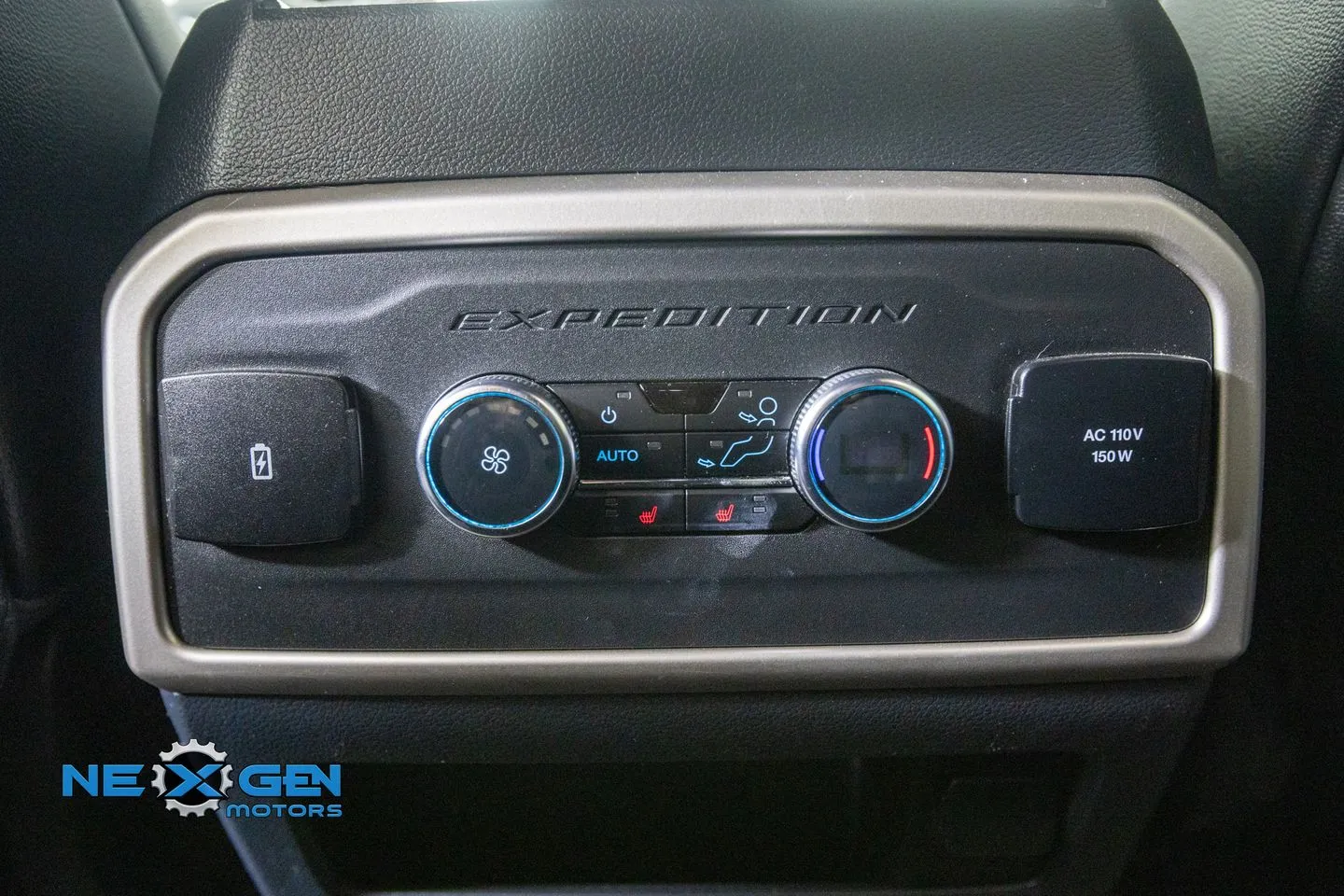 Ford Expedition photo 33
