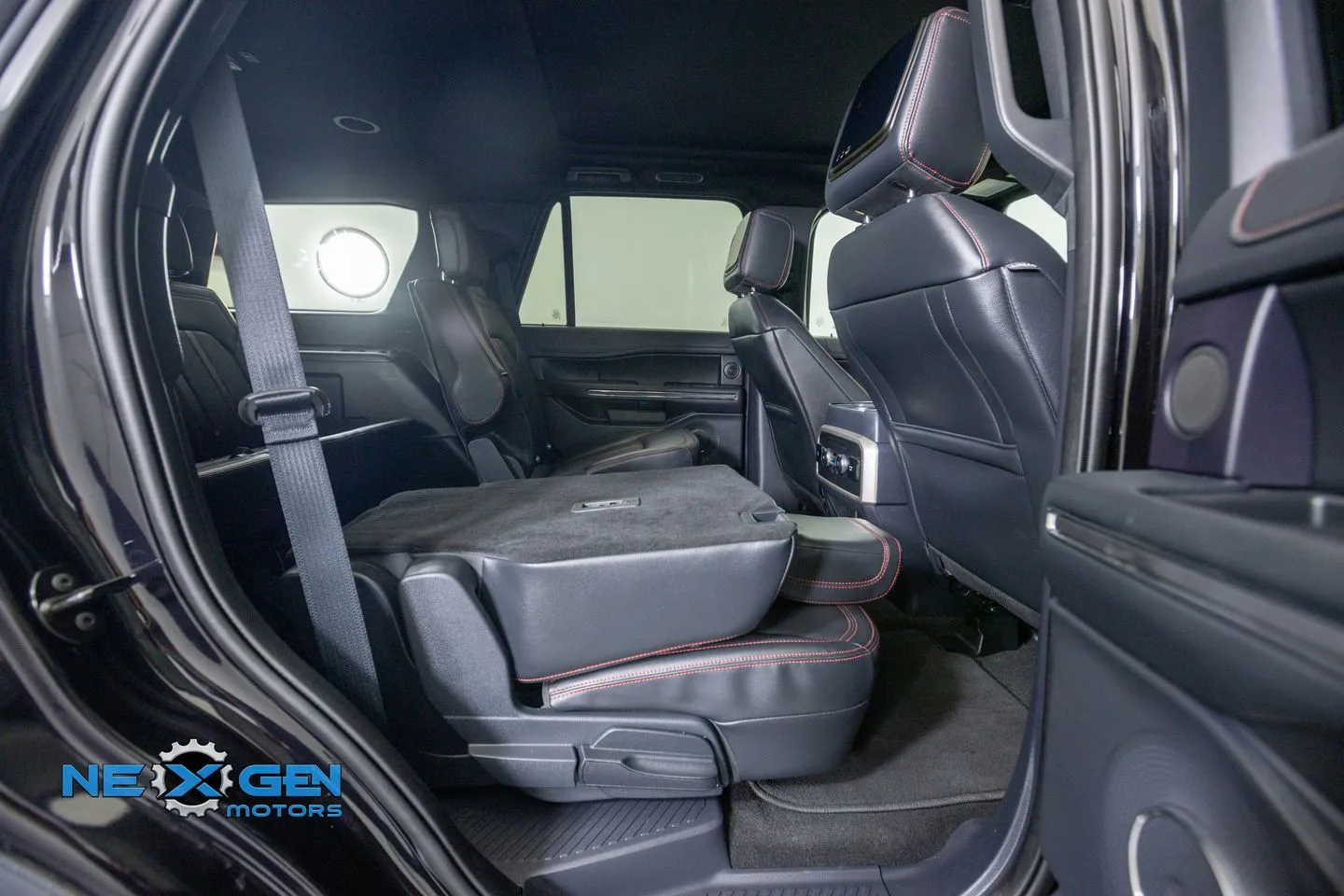 Ford Expedition photo 41