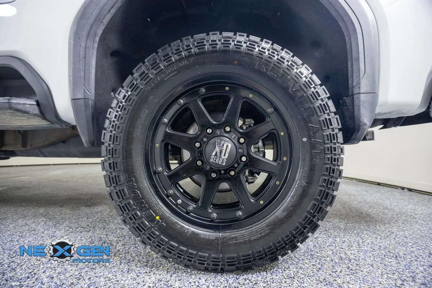 GMC Sierra photo 50