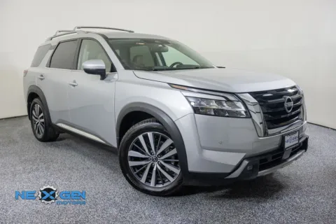 Silver 2022 Nissan Pathfinder Platinum for sale in Lindon, UT