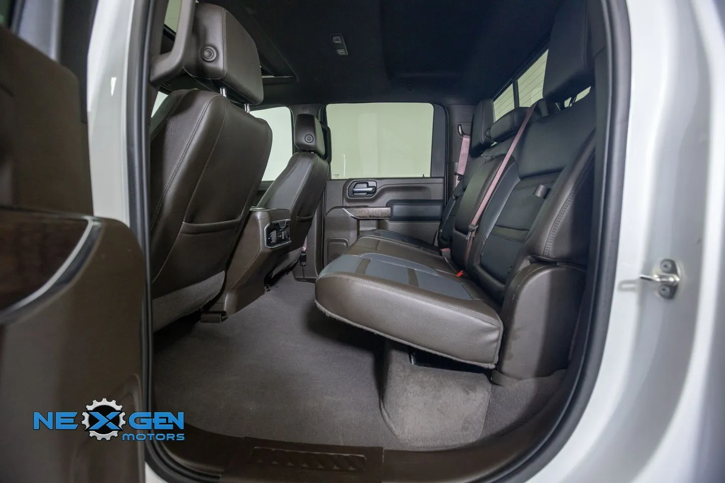 GMC Sierra photo 29