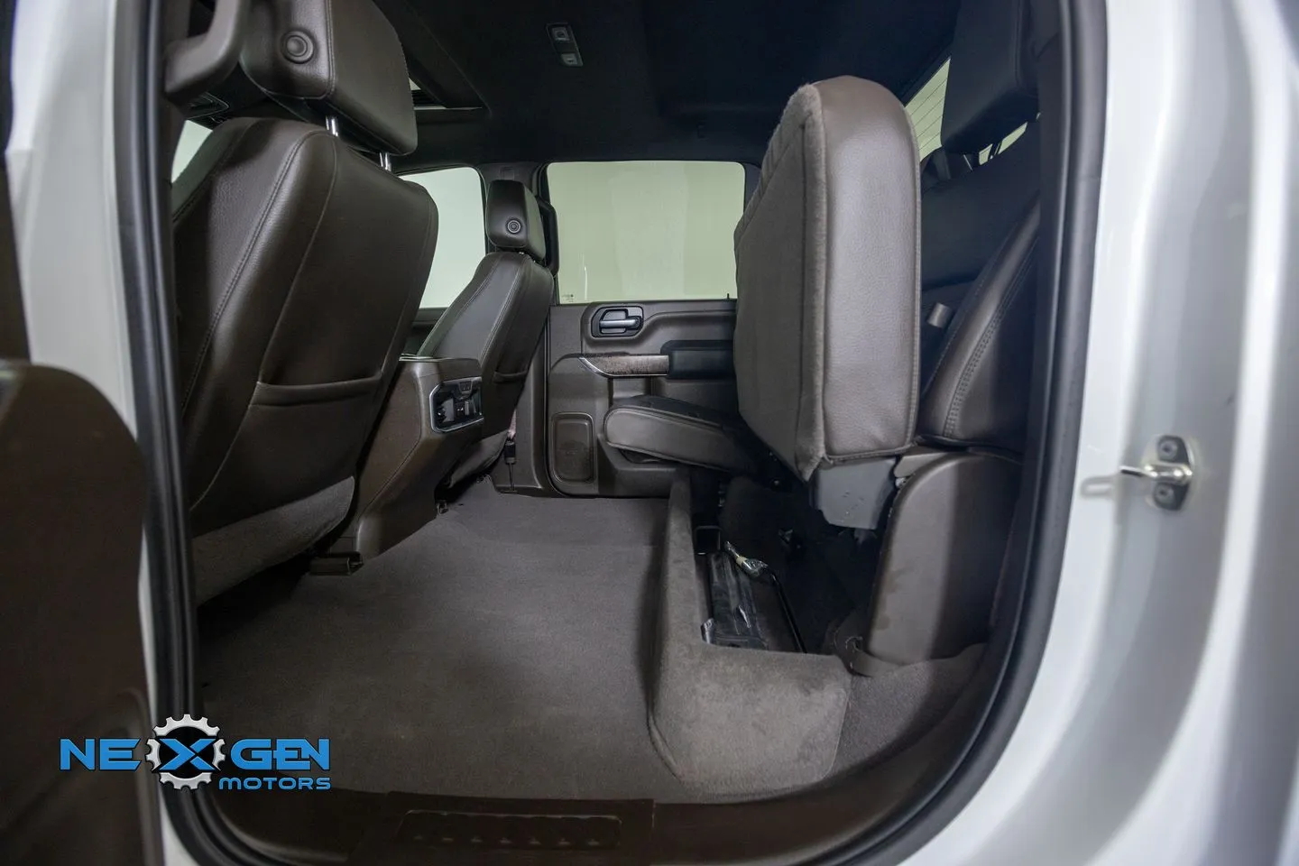 GMC Sierra photo 30