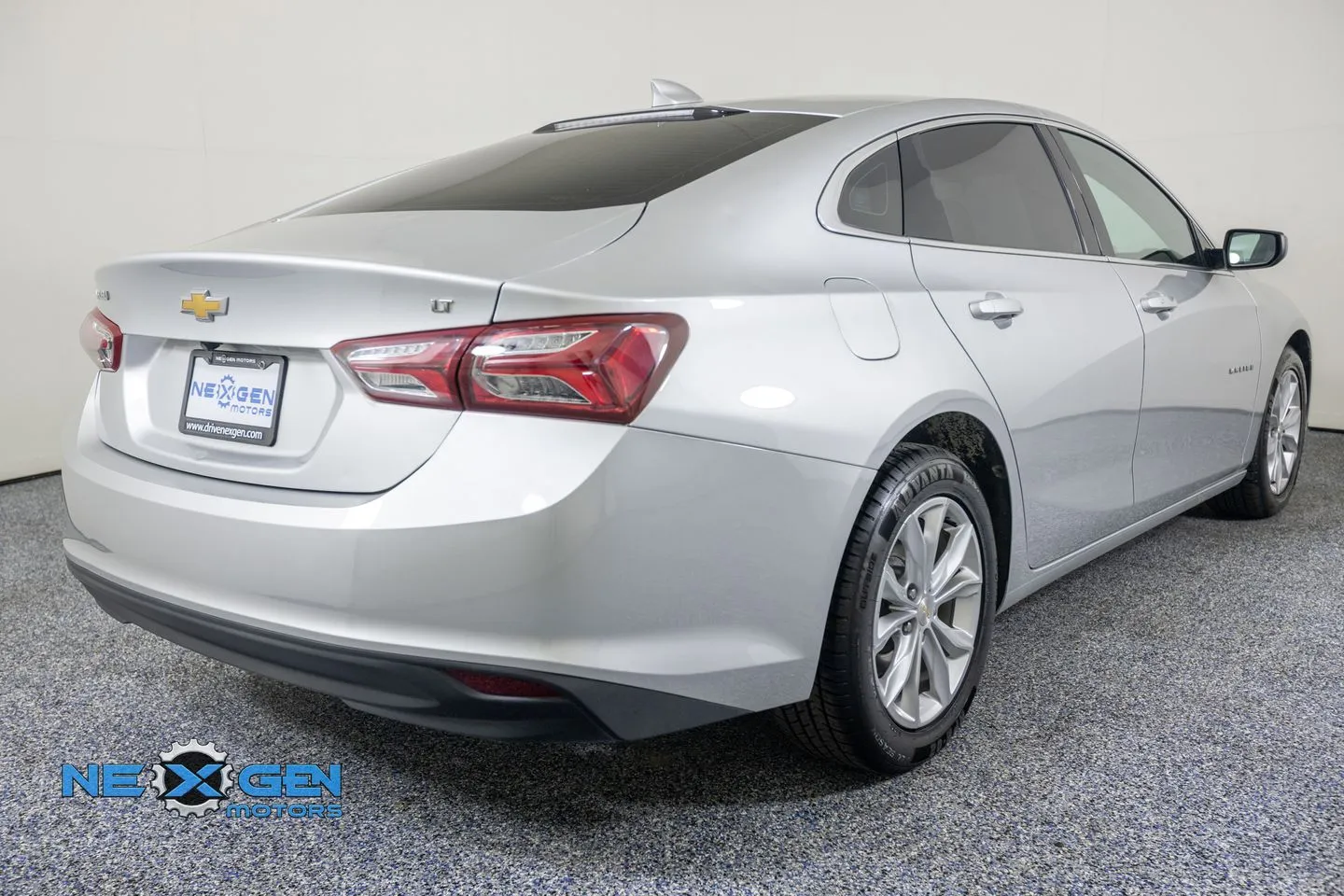 Chevrolet Malibu photo 8