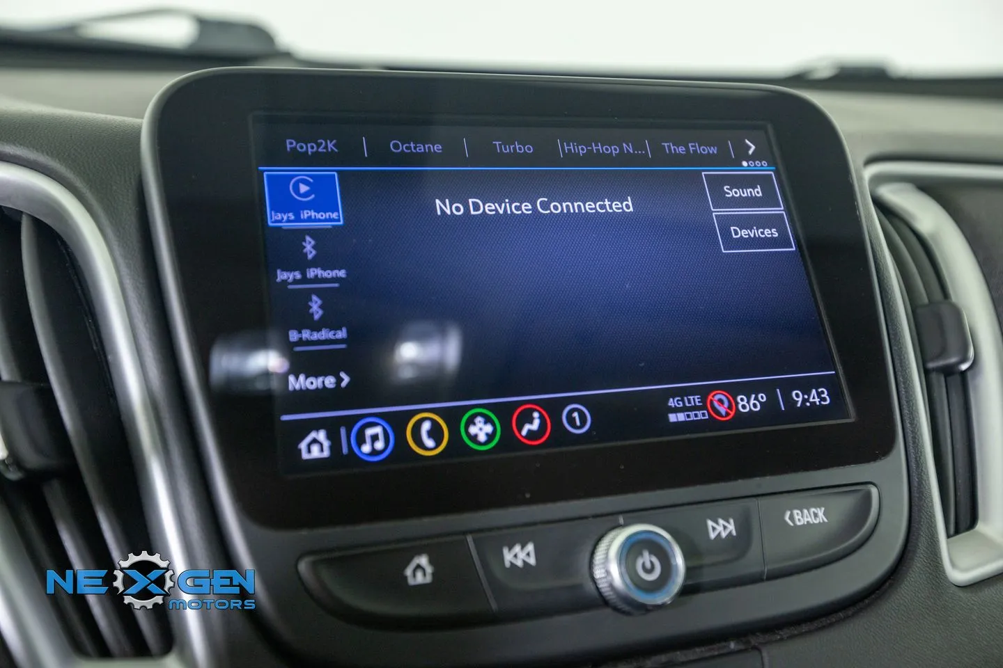 Chevrolet Malibu photo 18