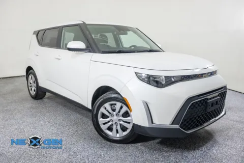 White 2023 Kia Soul LX for sale in Lindon, UT