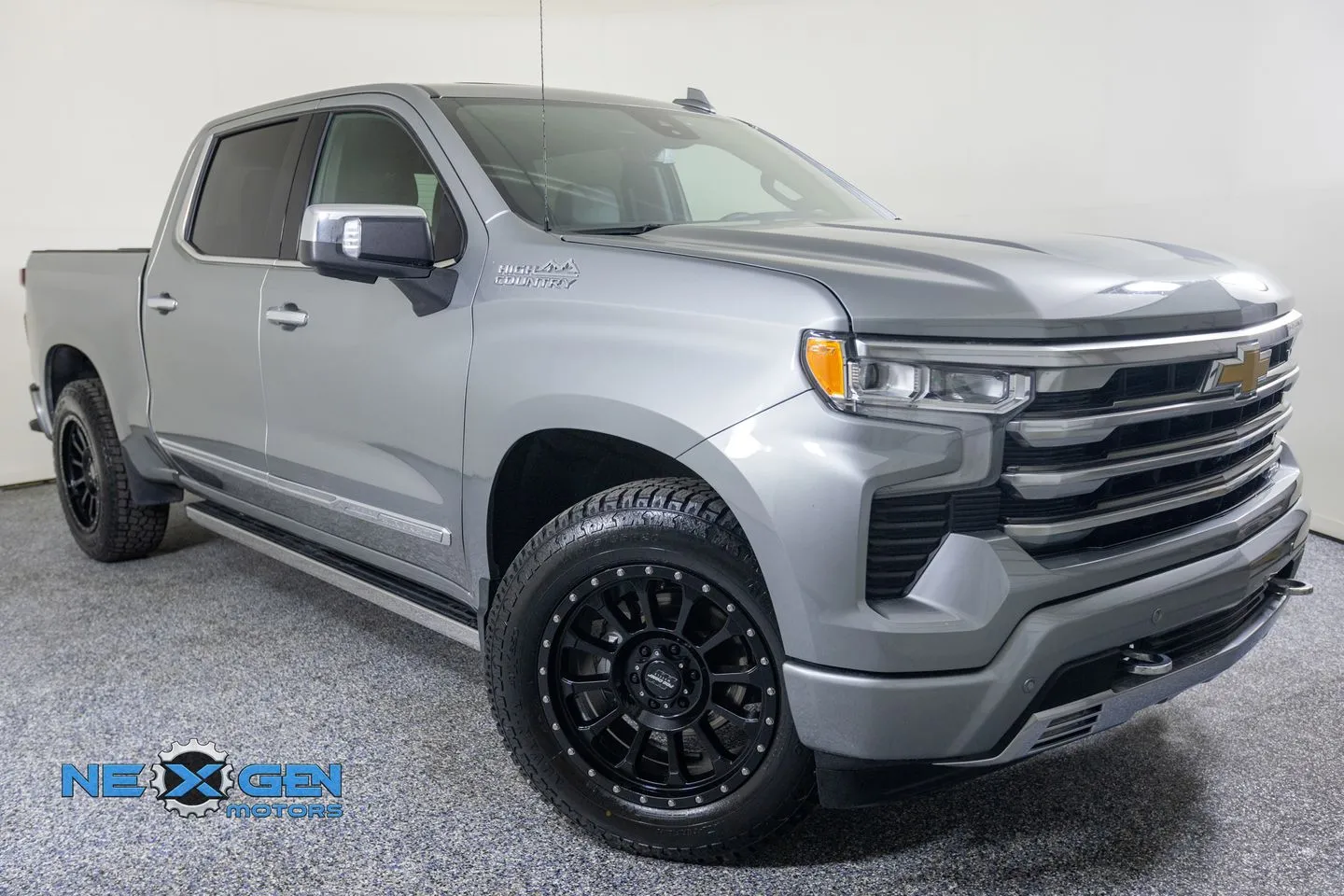 Gray 2025 Chevrolet Silverado 1500 High Country for sale in Lindon, UT