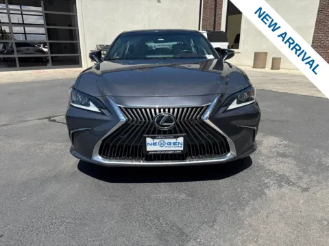 Photos of 2019 Lexus ES 350 Luxury for sale in Lindon, UT at NeXgen Motors