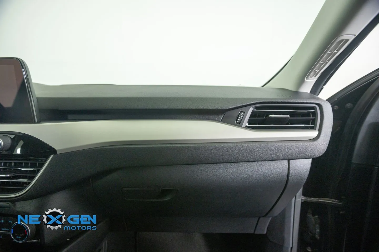 Ford Escape photo 45