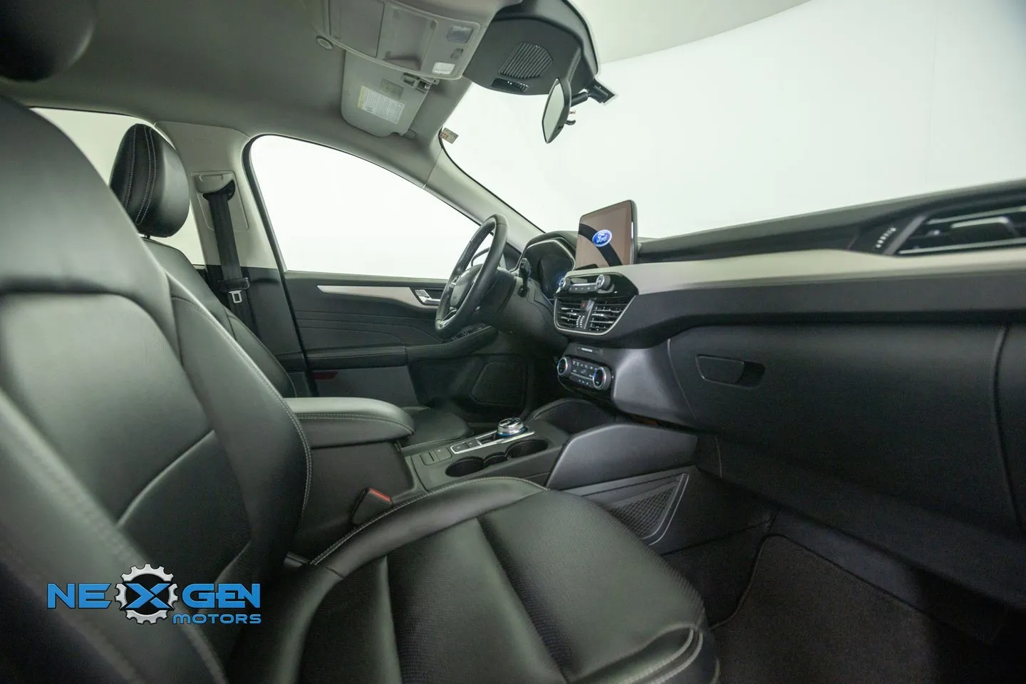 Ford Escape photo 43