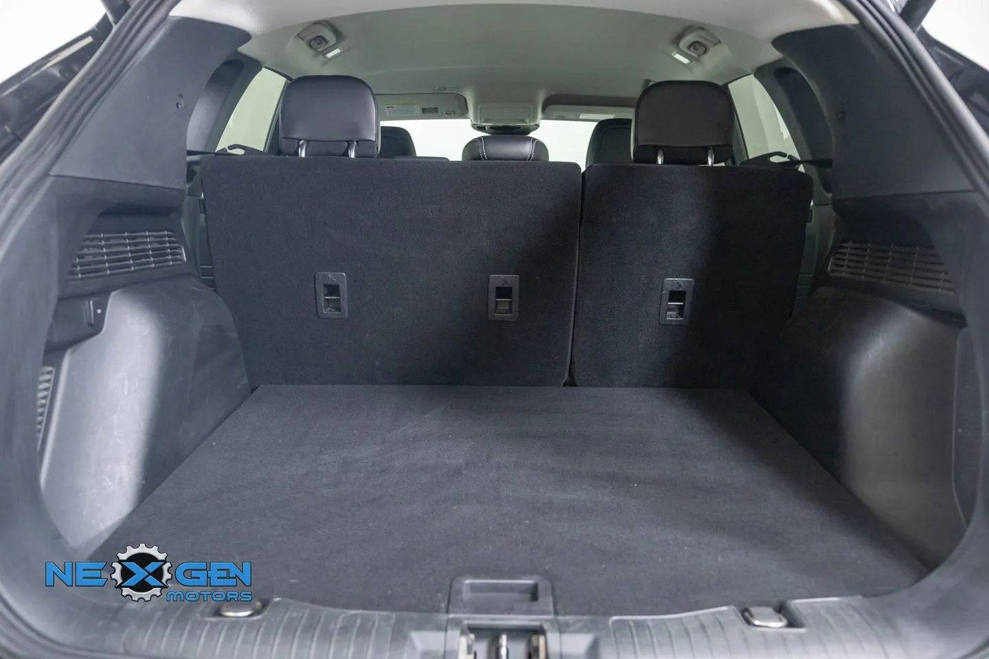 Ford Escape photo 36