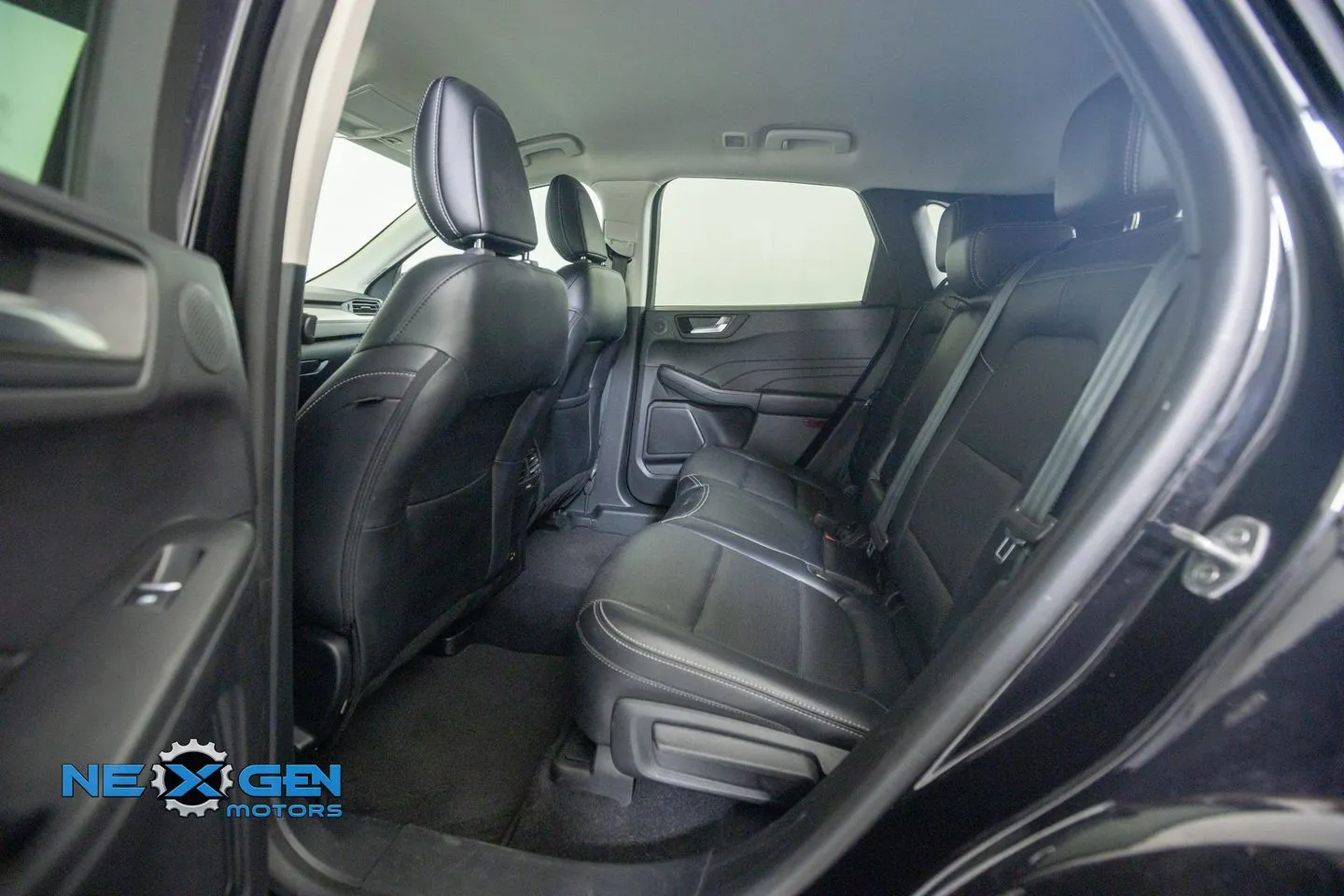 Ford Escape photo 31