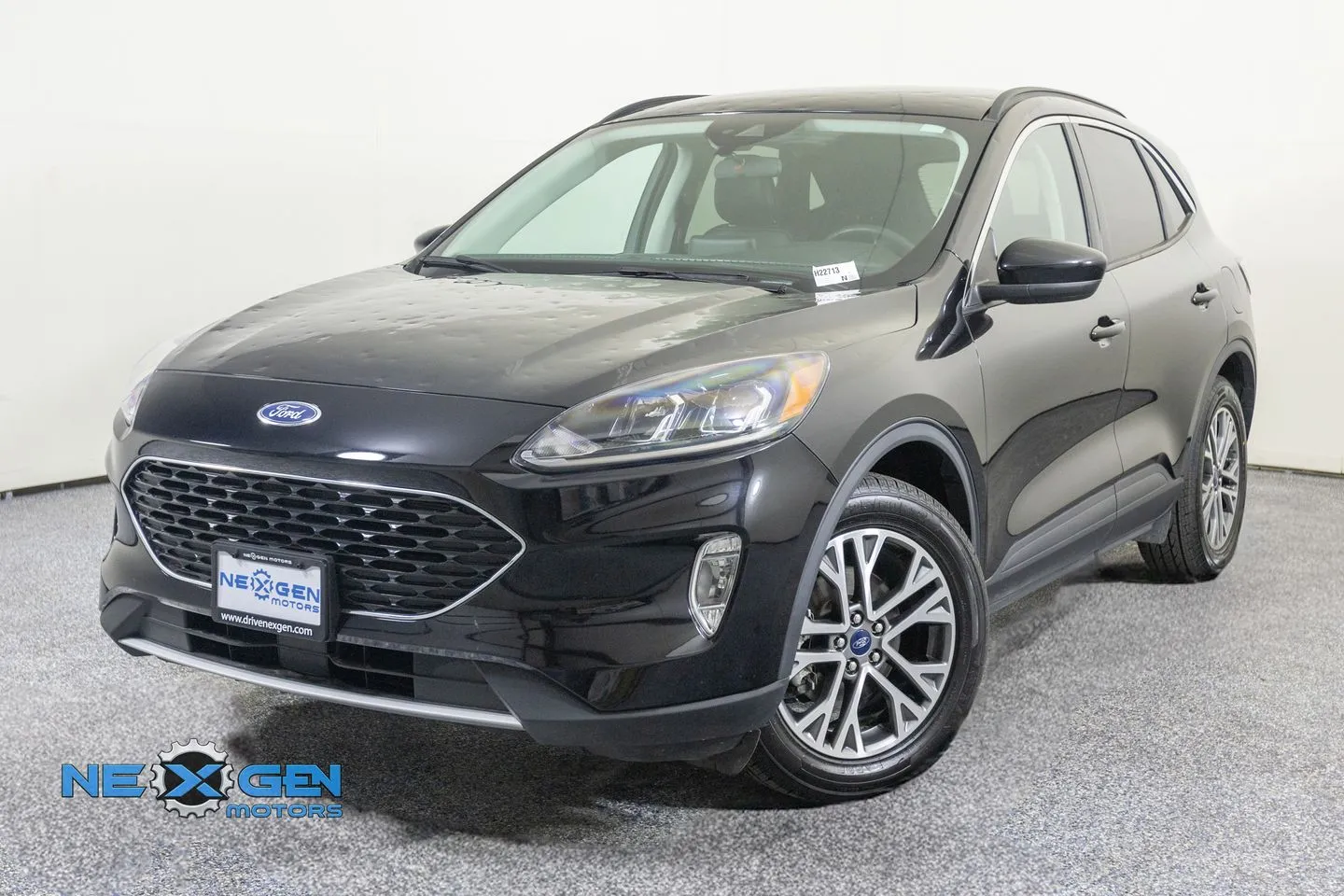 Ford Escape photo 4