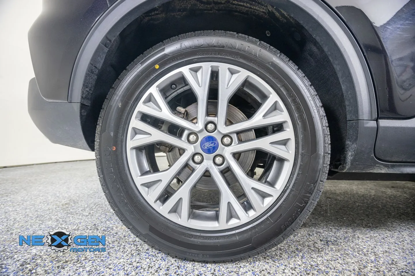 Ford Escape photo 48