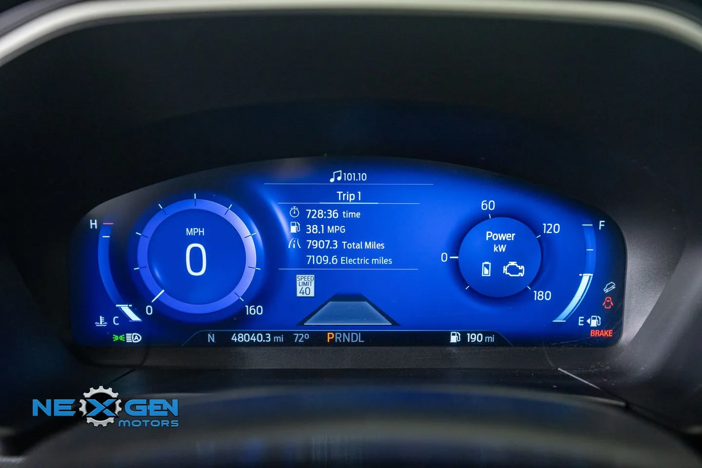 Ford Escape photo 17