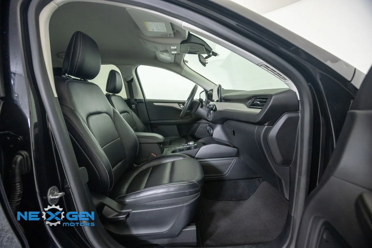 Ford Escape photo 44