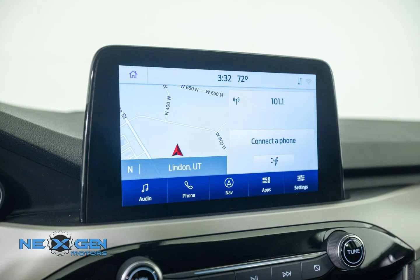 Ford Escape photo 18
