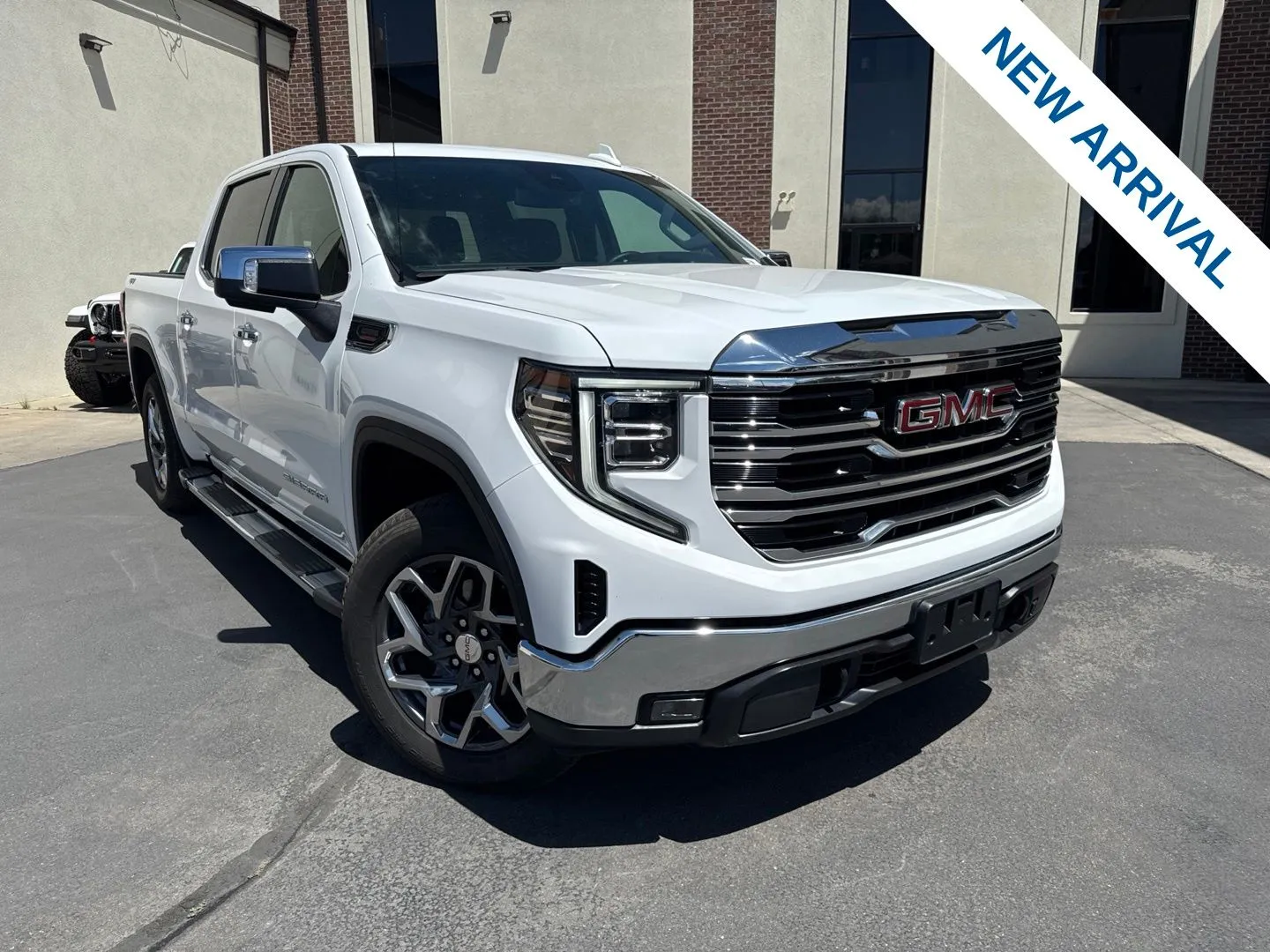 White 2023 GMC Sierra 1500 SLT for sale in Lindon, UT