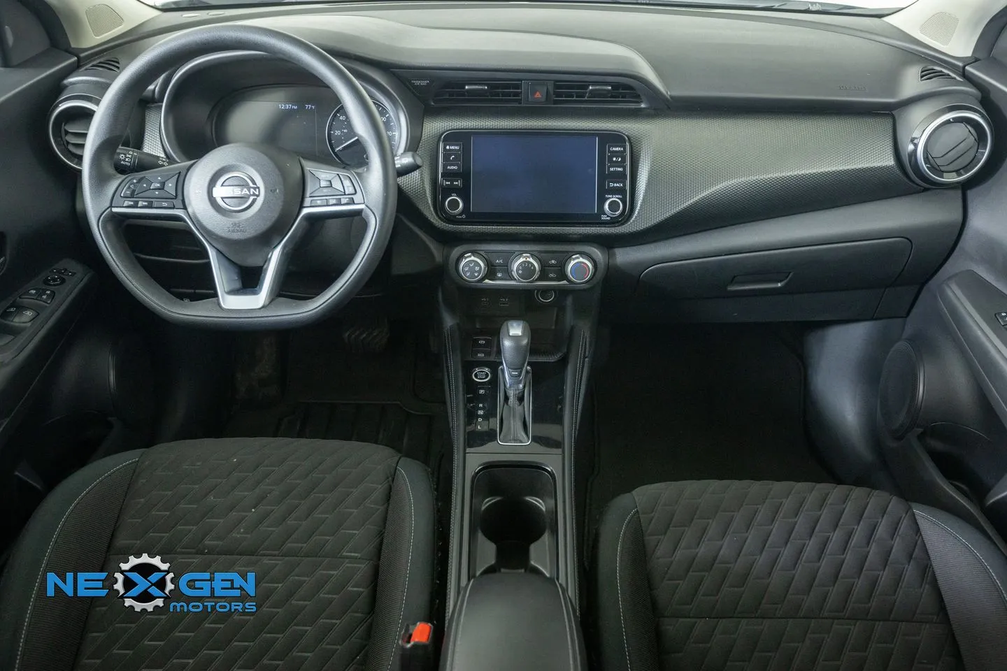 Nissan Kicks photo 30