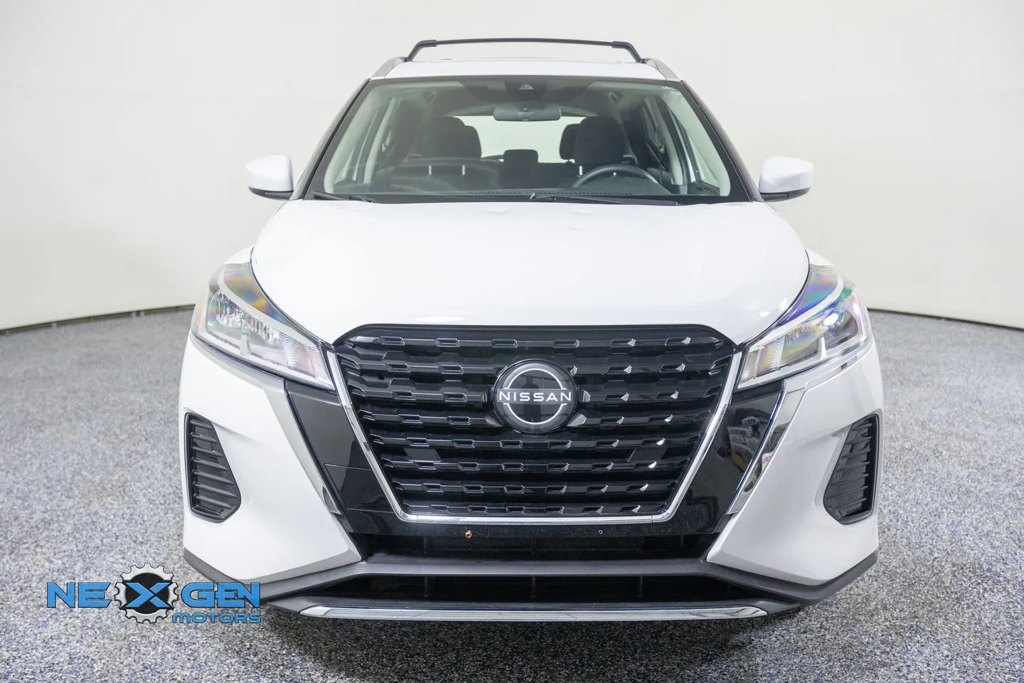 Nissan Kicks photo 3