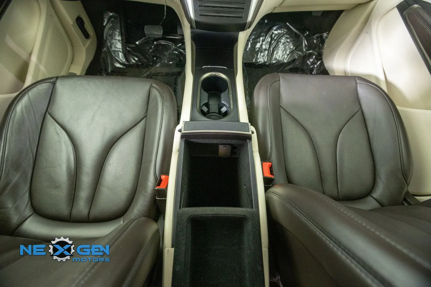 Lincoln MKC photo 34