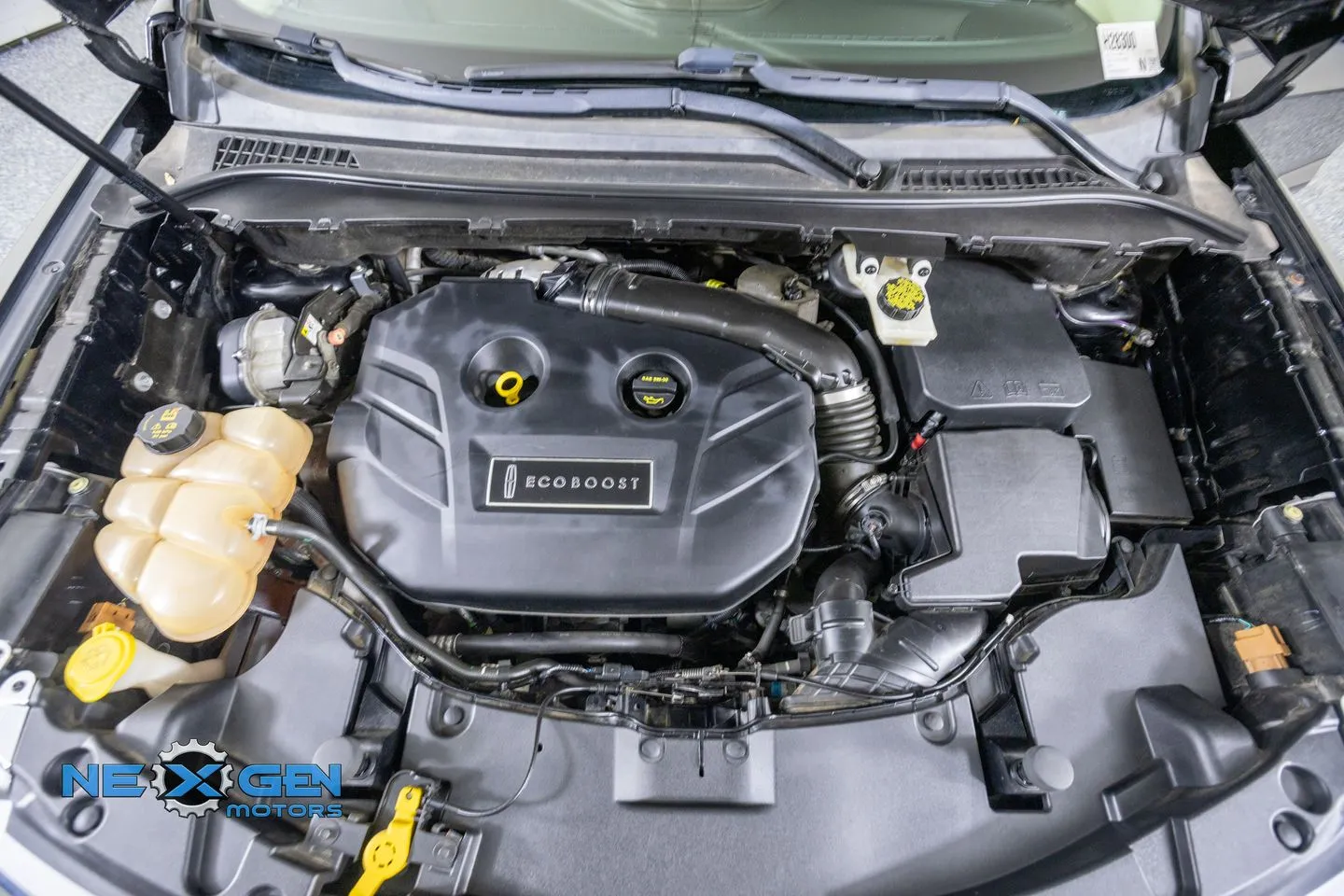 Lincoln MKC photo 52
