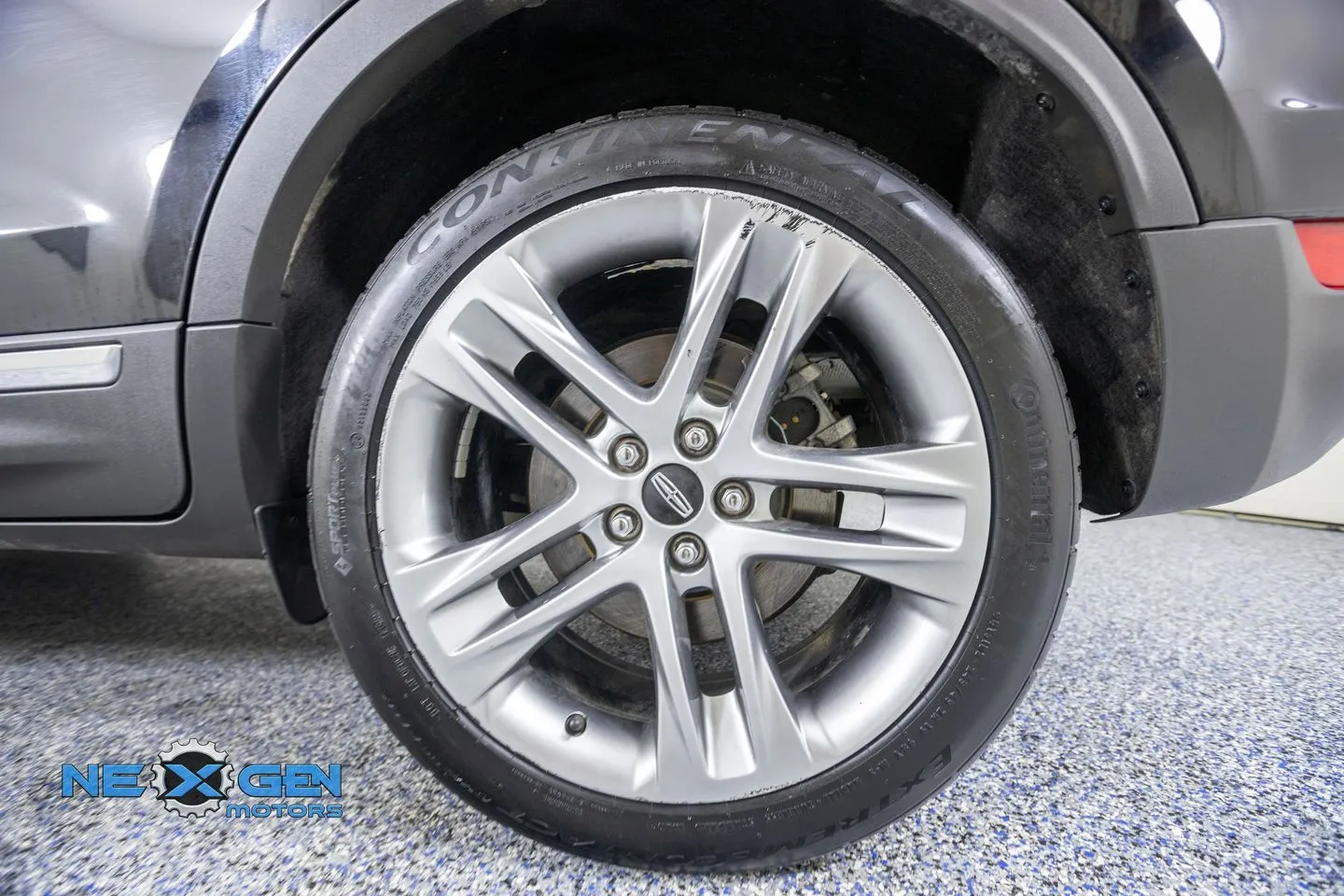 Lincoln MKC photo 49