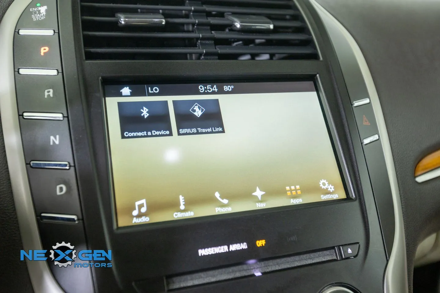 Lincoln MKC photo 22
