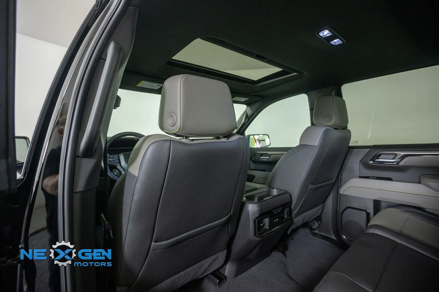 Chevrolet Silverado photo 28